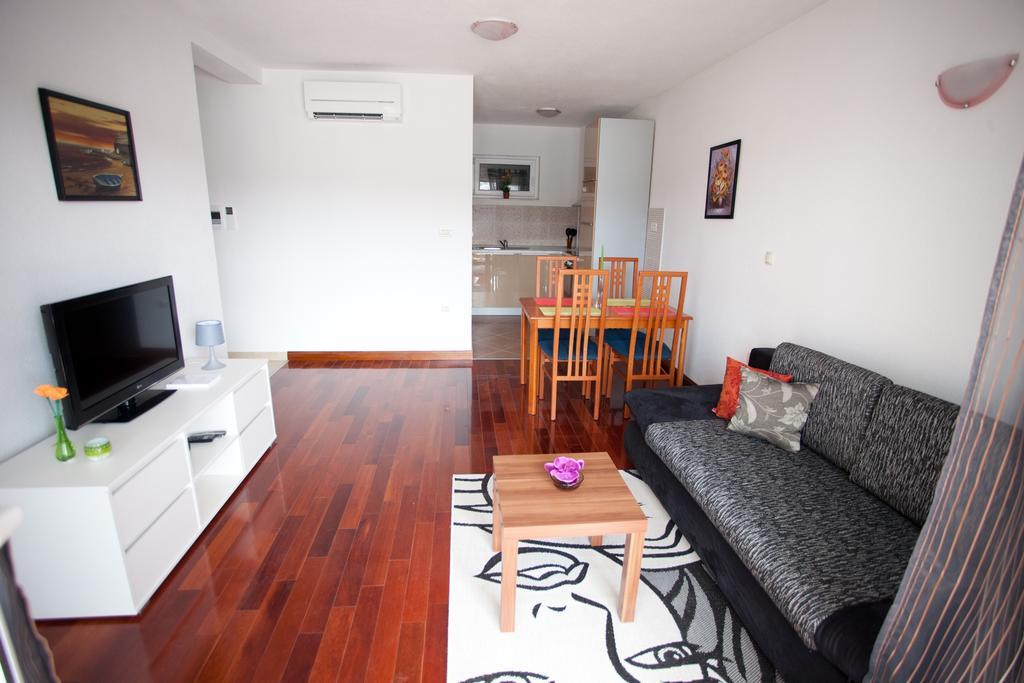 Apartments Svjetlana Τρογκίρ Εξωτερικό φωτογραφία