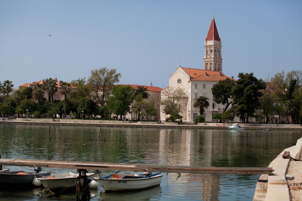 Apartments Svjetlana Τρογκίρ Εξωτερικό φωτογραφία